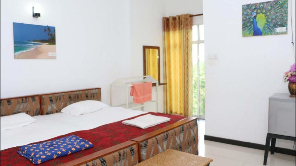 Suisse Villa Kandy Esterno foto